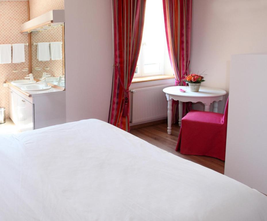 Bed and Breakfast Saint Graal Chamant Zimmer foto