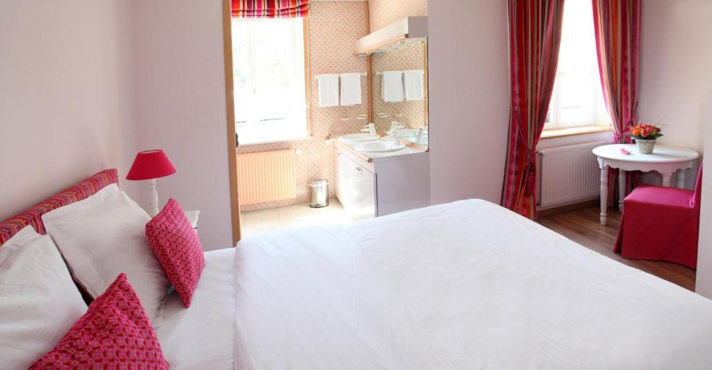 Bed and Breakfast Saint Graal Chamant Zimmer foto