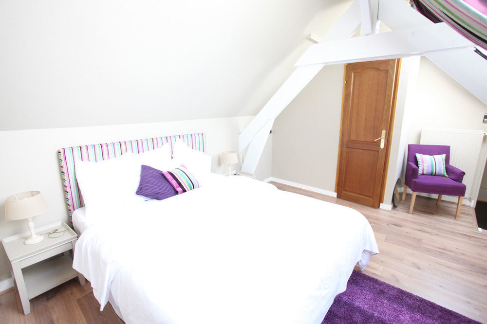 Bed and Breakfast Saint Graal Chamant Exterior foto