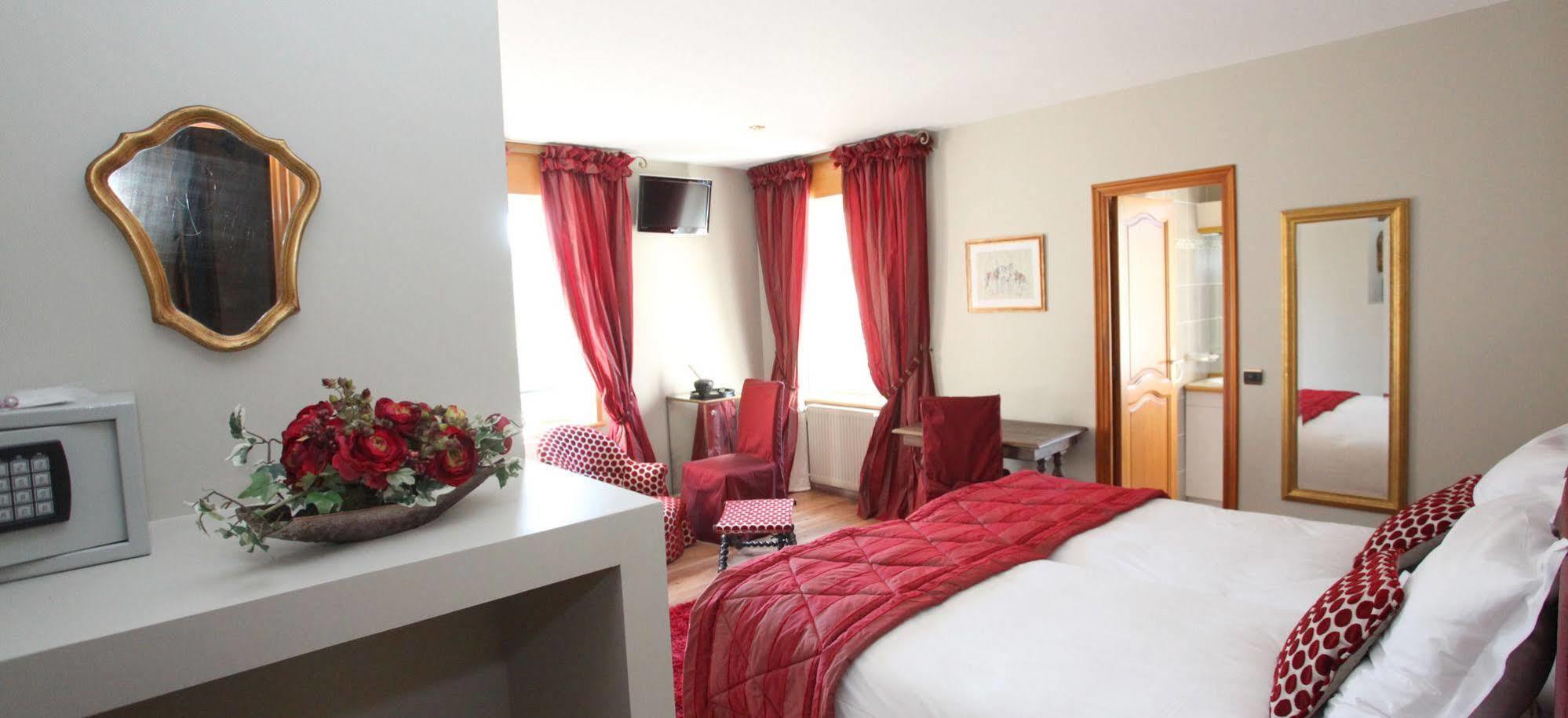 Bed and Breakfast Saint Graal Chamant Exterior foto