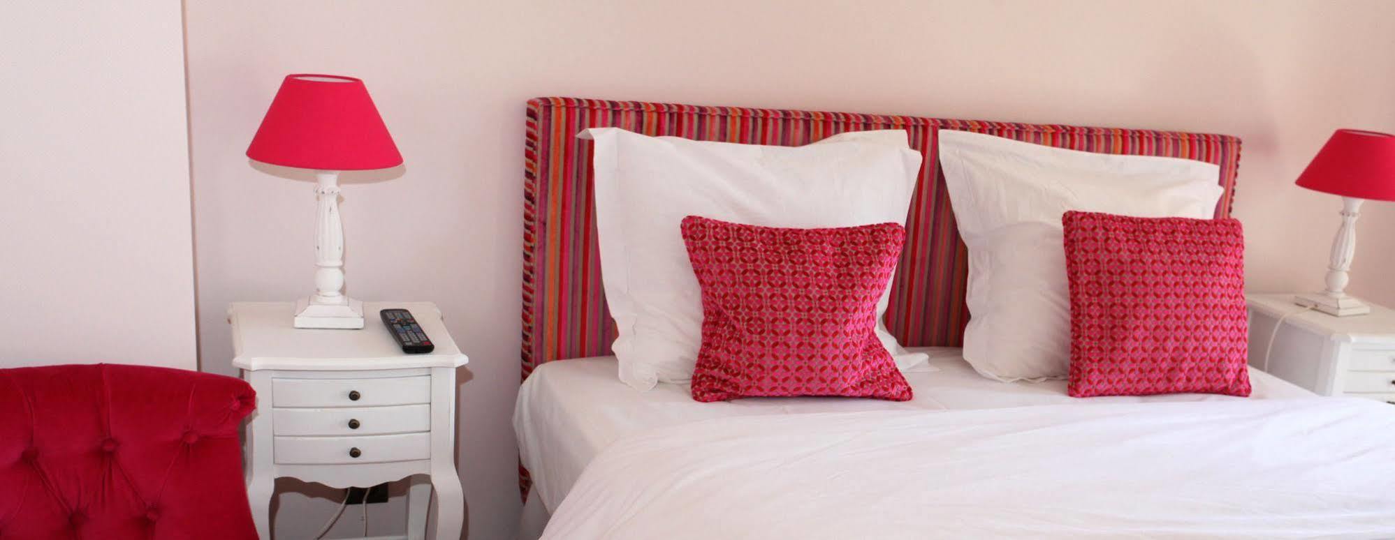 Bed and Breakfast Saint Graal Chamant Exterior foto