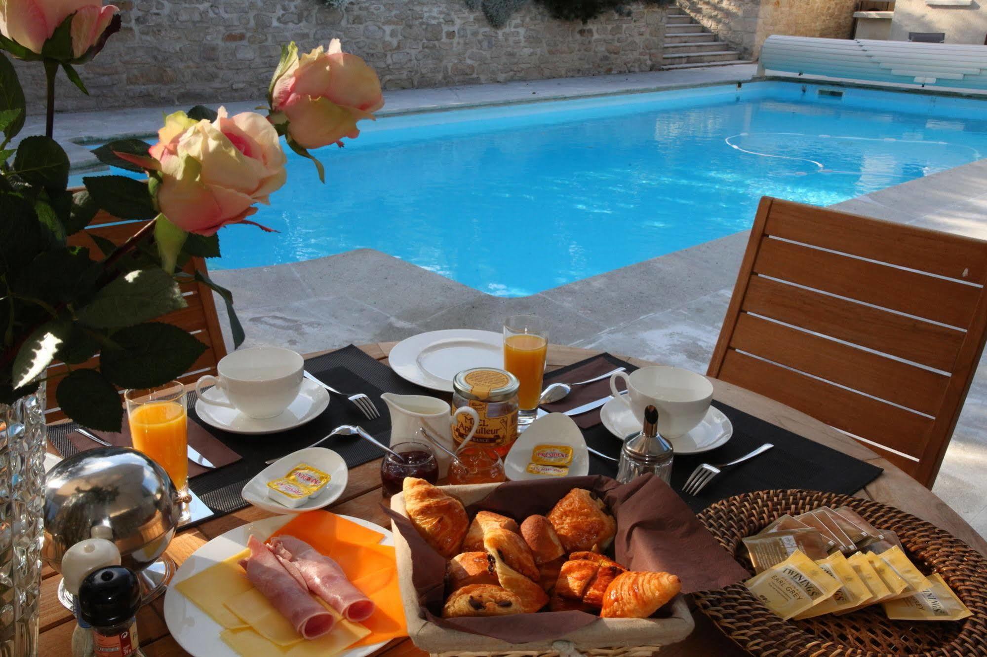 Bed and Breakfast Saint Graal Chamant Exterior foto