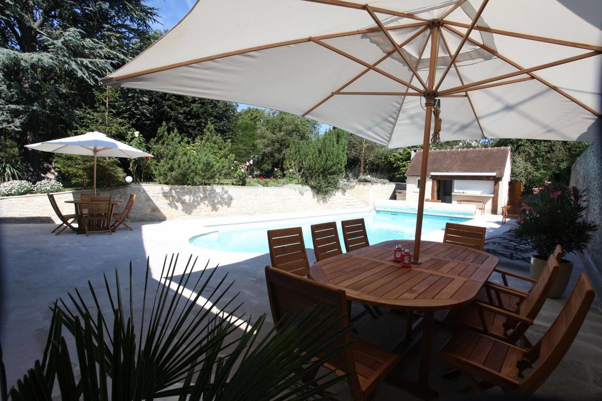 Bed and Breakfast Saint Graal Chamant Exterior foto
