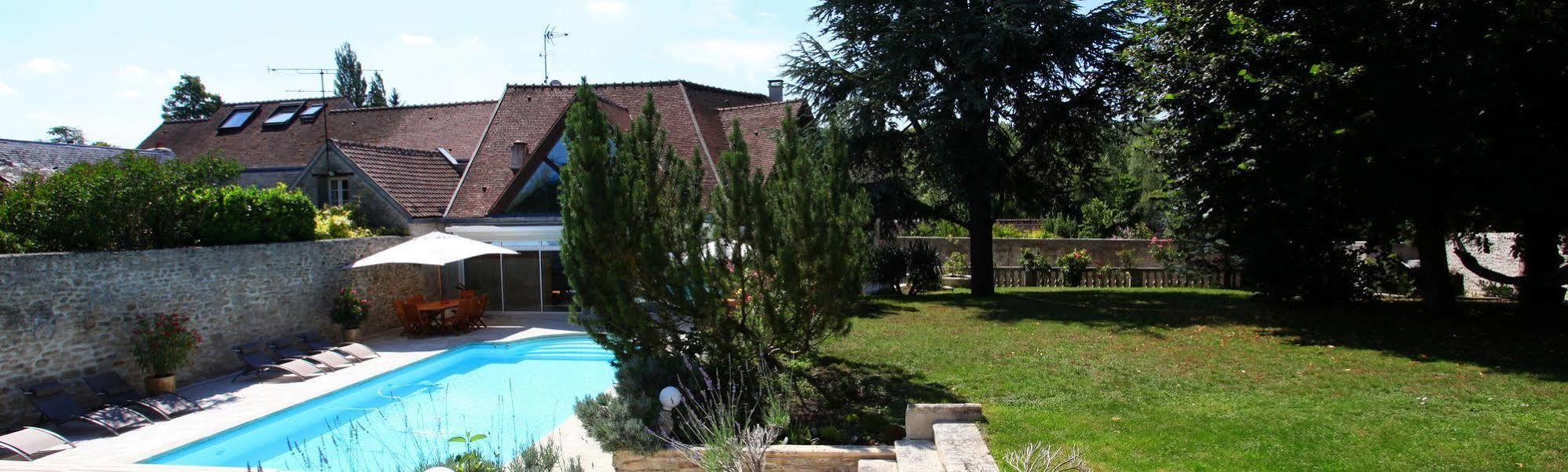 Bed and Breakfast Saint Graal Chamant Exterior foto