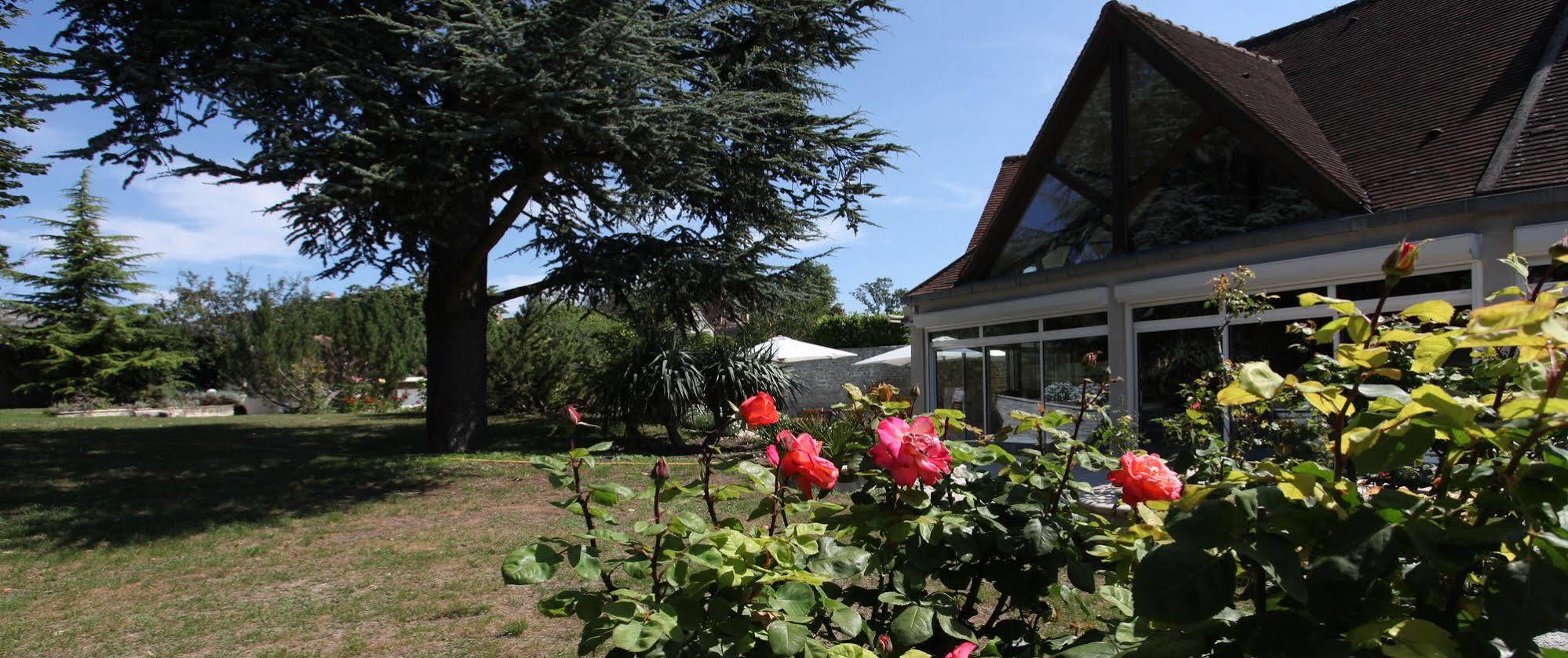 Bed and Breakfast Saint Graal Chamant Exterior foto
